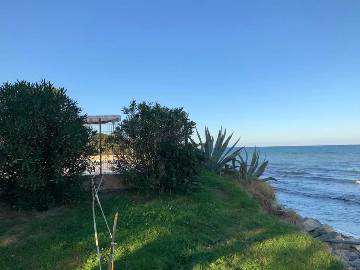 Studio Bord De Mer Santa Lucia di Moriani Bagian luar foto
